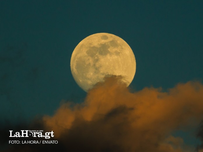 Representación de la luna llena de Esturión. Foto La Hora: Evato