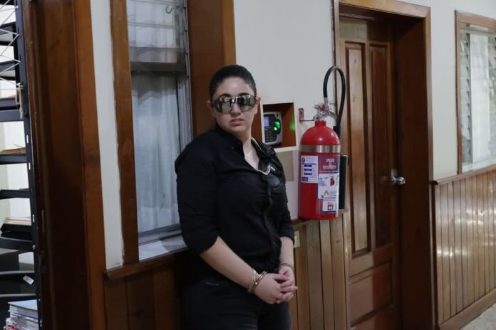 María Fernanda Bonilla solicitó por segunda vez aceptar cargos. Foto La Hora: Instituto de la Víctima