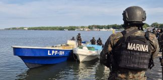 Personal de la Marina de la Defensa Nacional interceptaron dos embarcaciones de origen mexicano en costa del Pacífico.