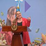 Ministra de Educación, Anabella Giracca.