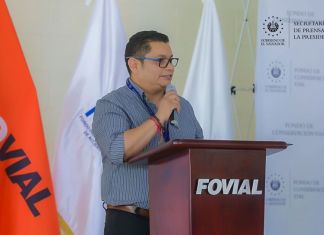Ministra de Educación de El Salvador, Karla Trigueros, informó que ordenó la destitución inmediata del director y subdirector del Instituto Técnico Industrial.