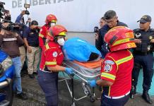 Las Gaviotas: Retiran 3 heridos y una persona cubierta. Foto La Hora: José Orozco.