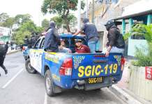 El “Chuki” y el «Astuto”, presuntos sicarios de la MS-13 son detenidos en la colonia Amparo 1 El “Chuki” y el "Astuto”, presuntos sicarios de la MS-13 son detenidos en la colonia Amparo 1