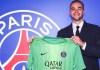 PSG Lucas Chevalier