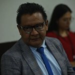 El juez Pedro Laynez tiene en sus manos dar inicio a la etapa intermedia y decidir si los cuatro sindicados enfrentan un juicio. Foto La Hora: Fabricio Alonzo.