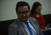 El juez Pedro Laynez tiene en sus manos dar inicio a la etapa intermedia y decidir si los cuatro sindicados enfrentan un juicio. Foto La Hora: Fabricio Alonzo.