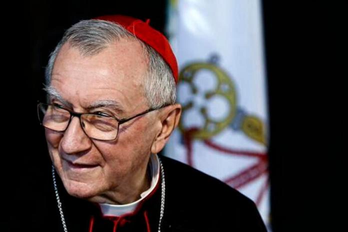 El secretario de Estado vaticano, el cardenal italiano Pietro Parolin, denunció que el peso de intereses 