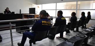Juzgado de Turno ligó a proceso a dos de cinco agentes de la PNC. Foto La Hora: Daniel Ramírez