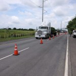 CIV gestiona retiro de más de 400 postes eléctricos en autopista Escuintla-Puerto Quetzal. Foto La Hora: CIV.