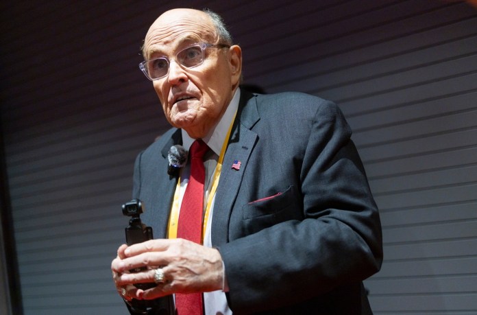 Rudy Giuliani, exalcalde de Nueva York, hospitalizado tras un accidente de coche