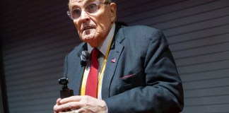 Rudy Giuliani, exalcalde de Nueva York, hospitalizado tras un accidente de coche