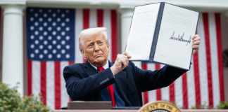 Trump mantiene el arancel del 10% a Guatemala, tras orden que grava a otros países