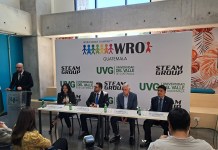 Olimpiada Mundial de Robótica Guatemala 2025 con apoyo de UVG y STEAM Group Representantes de Universidad del Valle de Guatemala y de STEAM Group en la presentación oficial de World Robot Olympiad Guatemala 2025. Foto: Cortesía, Universidad del Valle de Guatemala (UVG).