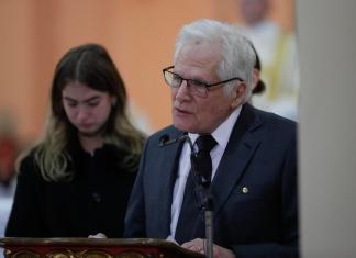 Uribe Londoño asume precandidatura presidencial. Foto La Hora: EFE.