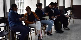 Cinco de los seis exfuncionarios y expolicías condenados en el caso Hogar Seguro. Foto La Hora: Daniel Ramírez.