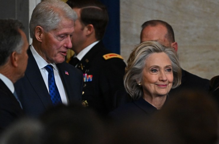 Bill y Hillary Clinton, citados a comparecer en el Congreso por el caso Epstein