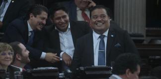 El diputado de Vamos, Allan Rodríguez, acusó al oficialismo de desmarcarse para bloquear la sesión plenaria. Foto La Hora: Fabricio Alonzo
