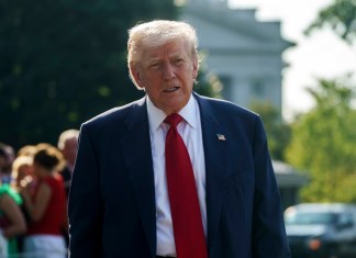 Donald Trump recibe una carta por parte de ex altos mandos de Israel. Foto La Hora: EFE