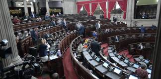 La ausencia de los diputados fue evidente en las curules en la plenaria del 29 de julio. Foto: La Hora / José Orozco