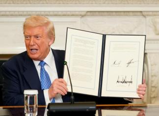 Trump aprovecha ataque a empleado de DOGE para promover la federalización de Washington