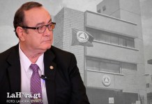 Alejandro Giammattei aseguró que "reformaría o cerraría" el Parlacen, pero la promesa no se cumplió y se refugió el organismo regional. Diseño La Hora: Alejandro Ramírez