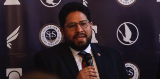 InSigth Crime reveló que un funcionario del Gobierno de Donald Trump dirigó un centro de noticias falsas sobre el Tren de Aragua.