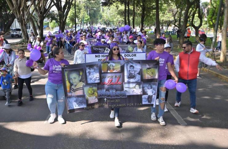 Familiares y amigos de Melisa Palacios han mostrado preocupación ante posibles anomalías en el proceso. Foto La Hora: Fabricio Alonzo