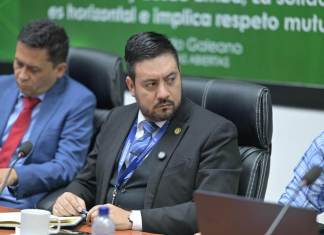 El viceministro de Comunicaciones, Allan Guevara, indicó que el Libramiento de Chimaltenango formará parte de la red vial a cargo de ese ministerio. Foto: La Hora / Fabricio Alonzo