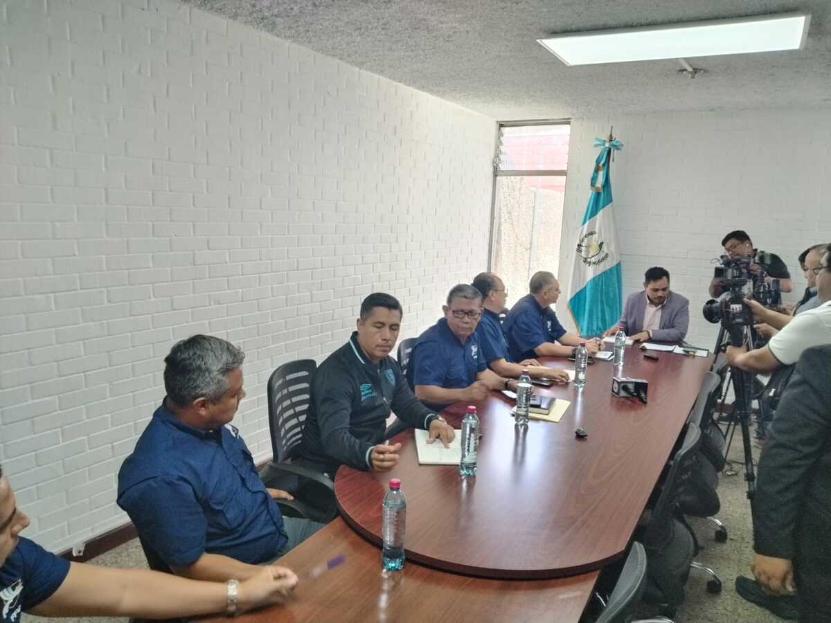 Precios de entradas a la Bicolor: de Q15