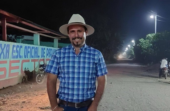 Luis Armando Mota falleció en un ataque armado en el municipio de Tiquisate, Escuintla, durante un evento educativo. Foto La Hora: RRSS