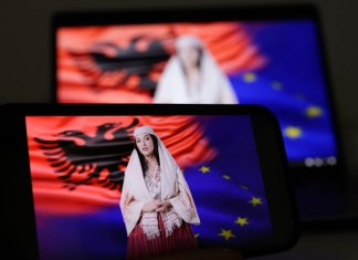 Captura de pantalla de la IA Diella, la cual fue nombrada como ministra en Albania. Foto La Hora: EFE