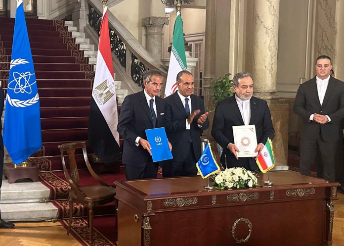 Irán y el Organismo Internacional de la Energía Atómica (OIEA) firmaron acuerdo de cooperación nuclear. Foto La Hora: EFE