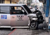 Dos vehículos colisionaron en zona 1. Foto La Hora: Captura de pantalla de video de Amilcar Montejo en X.