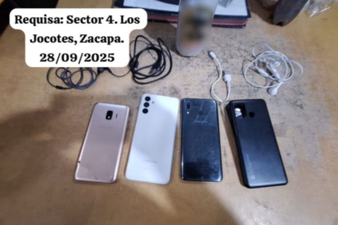 SP realiza requisa tras transmisión en vivo de privados de libertad en Zacapa