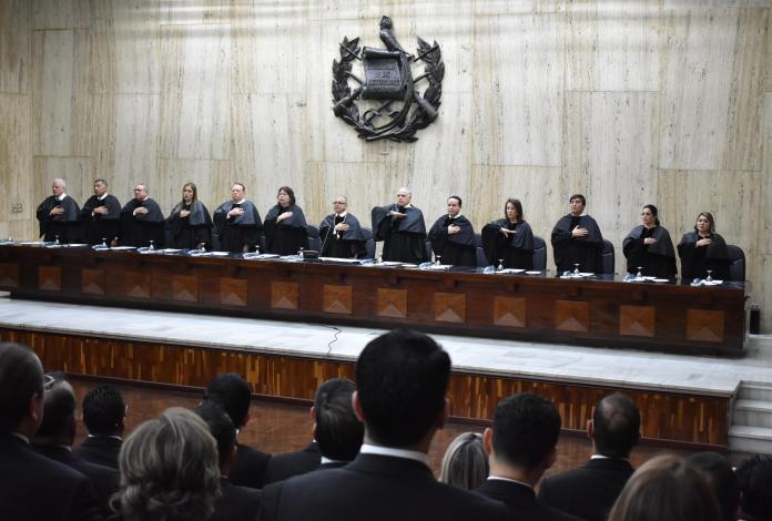 Los 13 magistrados de la Corte Suprema de Justicia. Foto La Hora: OJ.