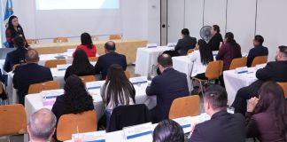 Capacitación para la protección a niños y adolescentes guatemaltecos en el exterior. Foto La Hora: Minex