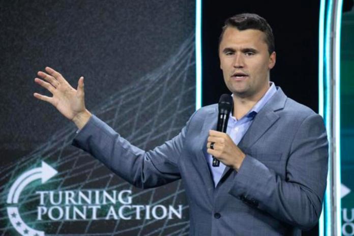 Fotografía de archivo del comentarista y activista conservador Charlie Kirk. Foto: La Hora: EFE