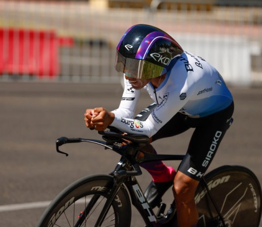 El ciclista guatemalteco Sergio Chumil, del Burgos Burpellet BH, durante su participación en la 18º etapa de la Vuelta Ciclista a España. Foto La Hora: EFE/Javier Lizón