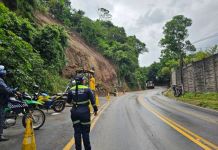 Anuncian cierre en km 11.5 ruta a Boca del Monte: preventivo solo sí hay lluvias y parcial el sábado por limpieza Cierres viales por derrumbe en Boca del Monte. Foto La Hora: PMT Villa Canales