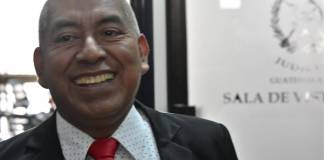 El jefe de la FECI, Rafael Curruchiche, advirtió que casos bajo su cargo investigados por sus antecesores se seguirán cayendo en tribunales. Foto: Daniel Ramírez