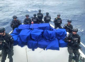 Bukele anuncia decomiso millonario de cocaína en aguas salvadoreñas