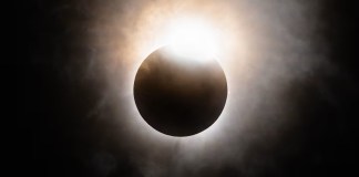 Eclipse solar