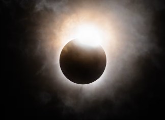 Eclipse solar