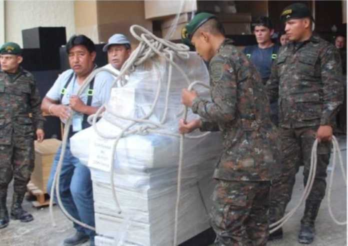 La Embajada de Estados Unidos entregó insumos a un Hospital en Quetzaltenango.