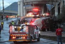 Sube a 19 el número de muertos por explosión en Iztapalapa; conductor entre las víctimas Investigan en México choque por exceso de velocidad en la explosión de camión de gas. Foto: La Hora: EFE