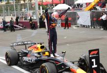 Max Verstappen gana el GP de Azerbaiyán; Carlos Sainz logra su primer podio con Williams. Foto La Hora: EFE