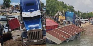 Video: Ferri en Sayaxché, Petén se hunde tras descuido de tráiler abordo según municipalidad.