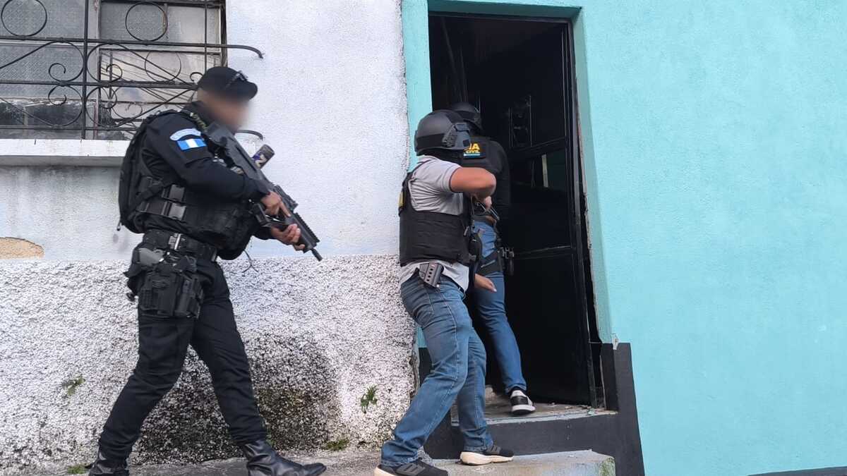 VIDEO: Así se desarrolló el operativo de la PNC y capturas en El Gallito