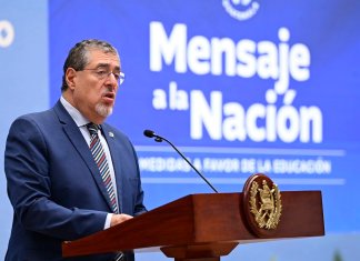 Gobierno de Arévalo recibe 57% de opiniones negativas, según encuesta CID-Gallup y la FLD El 57% de las personas entrevistadas por CID-Gallup asegura que el presidente Bernardo Arévalo desempeña sus labores entre mal y muy mal. Foto La Hora: Gobierno de Guatemala