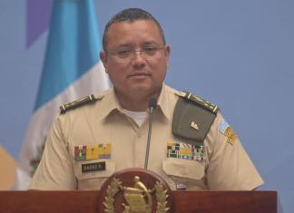 Ministro de la Defensa Nacional, Henry Sáenz. Foto La Hora: Fabricio Alonzo